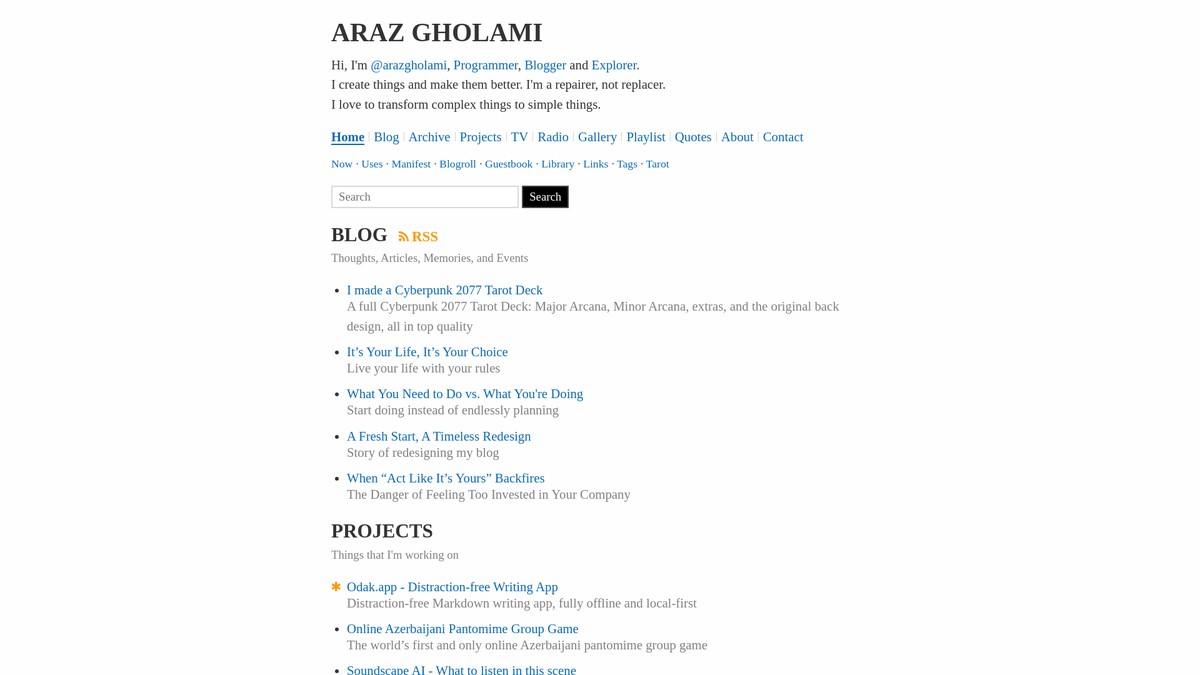 Screenshot of arazgholami.com