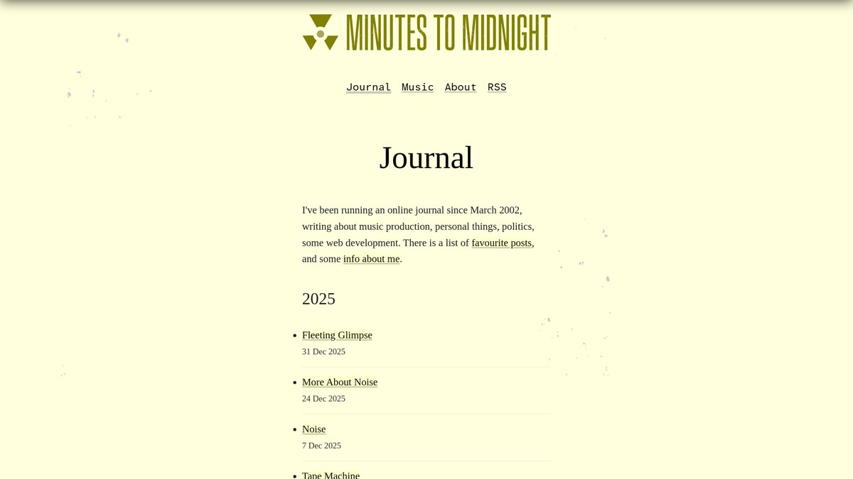 Screenshot of minutestomidnight.co.uk